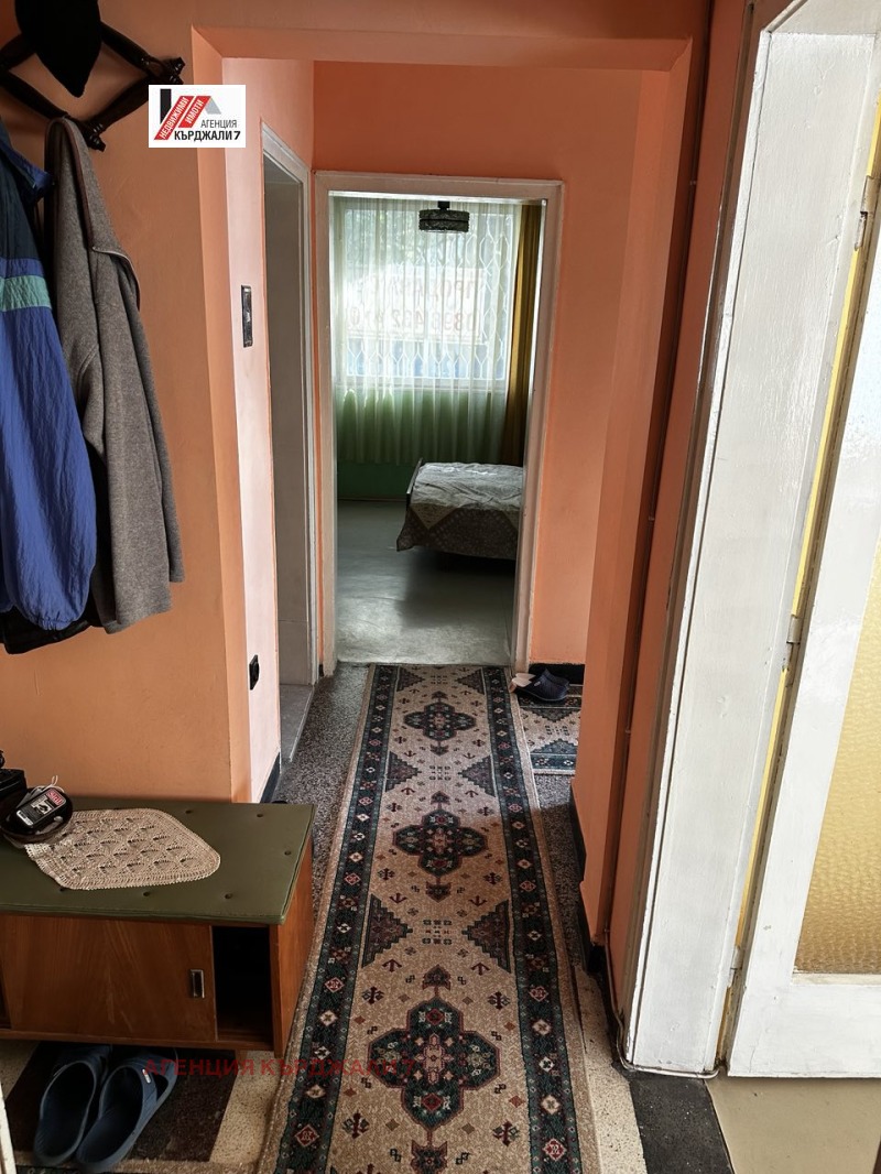 For Sale  3+ bedroom Kardzhali , Tsentar , 120 sq.m | 95891930 - image [2]