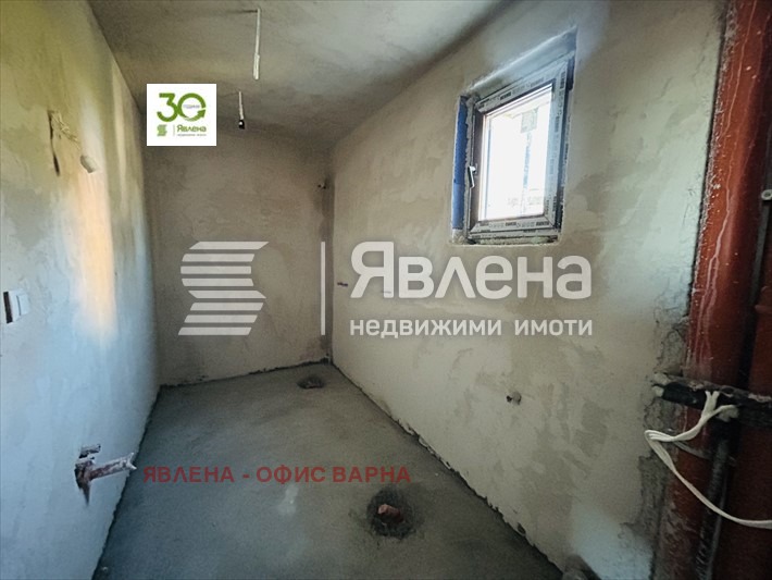 Продава КЪЩА, гр. Варна, м-т Акчелар, снимка 11 - Къщи - 48697603