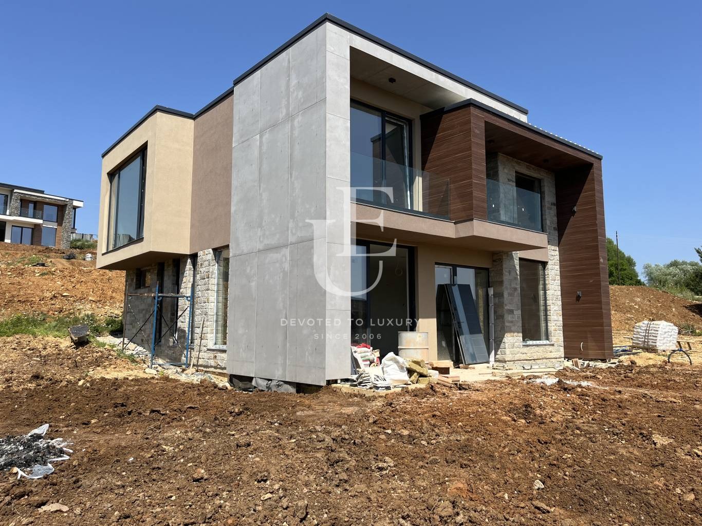 Продава КЪЩА, гр. Годеч, област София област, снимка 4 - Къщи - 54056240