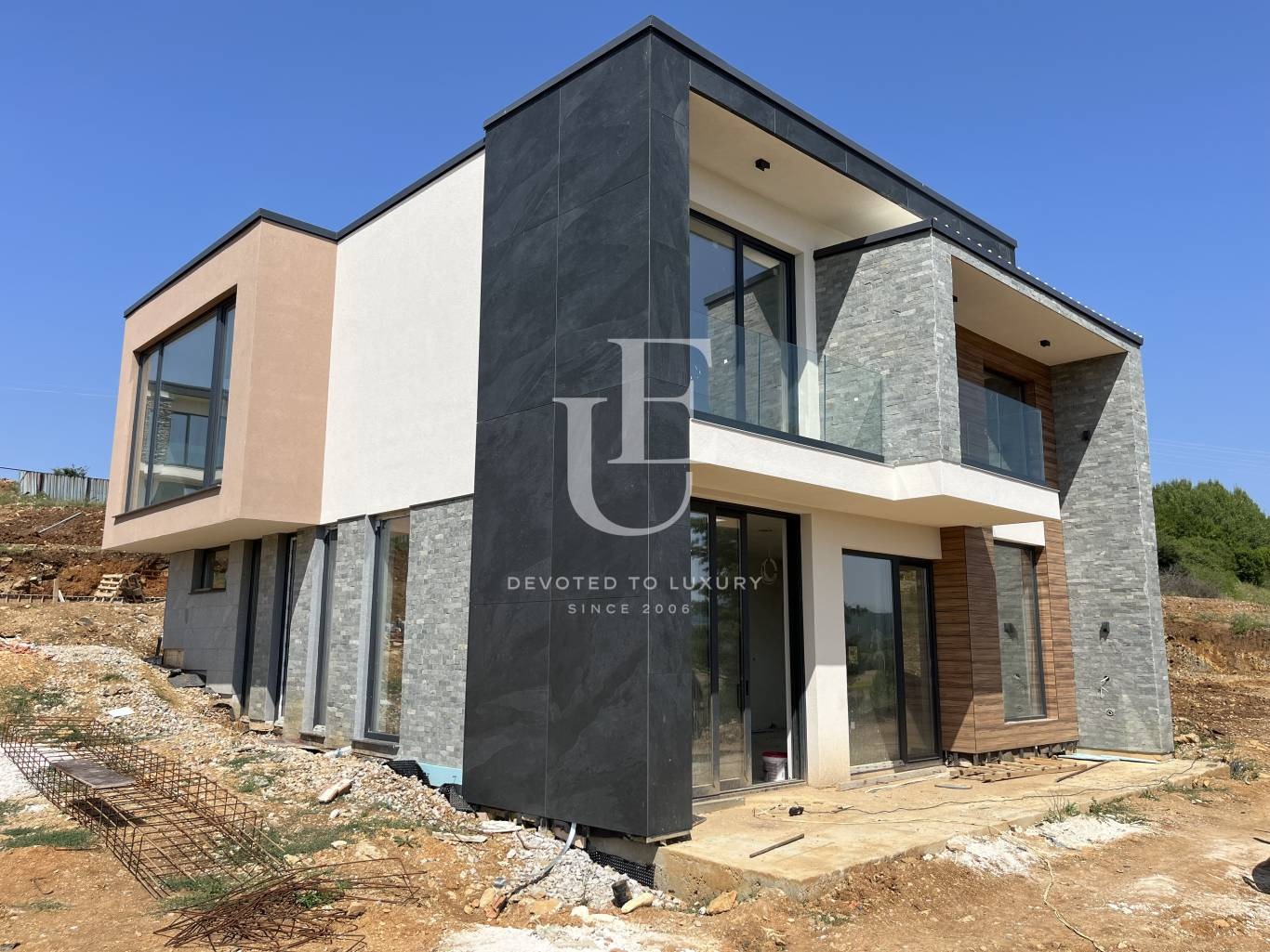 Продава КЪЩА, гр. Годеч, област София област, снимка 3 - Къщи - 54056240