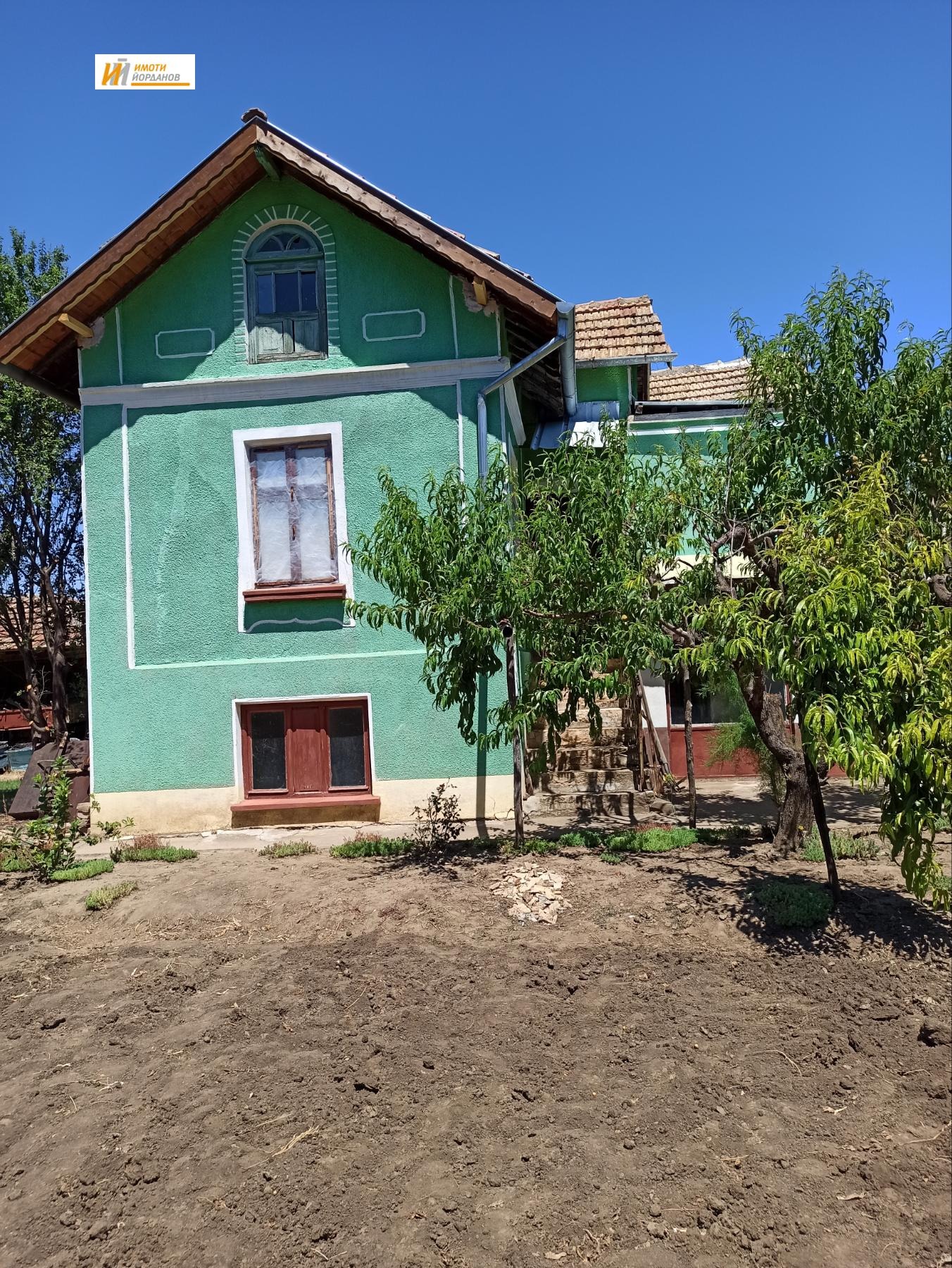Продава КЪЩА, с. Долна Липница, област Велико Търново