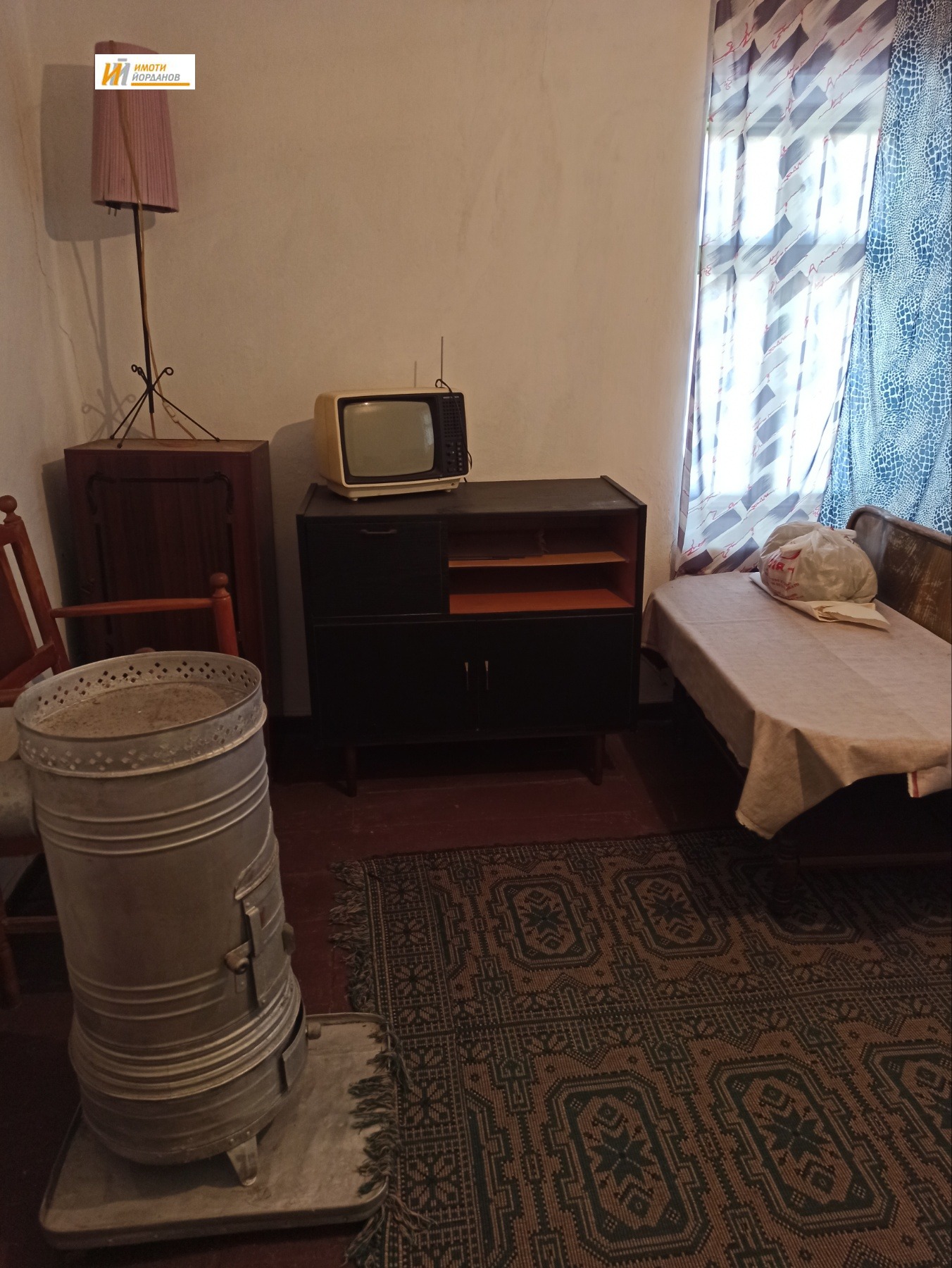 Продава КЪЩА, с. Долна Липница, област Велико Търново, снимка 12 - Къщи - 55583454