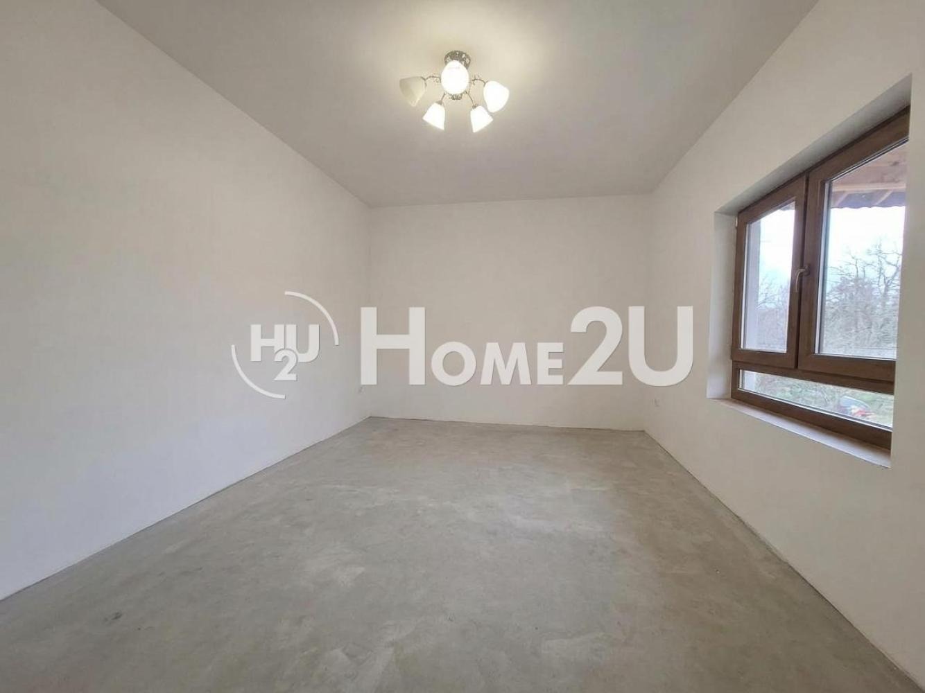 Продава КЪЩА, гр. Нови пазар, област Шумен, снимка 2 - Къщи - 56327063