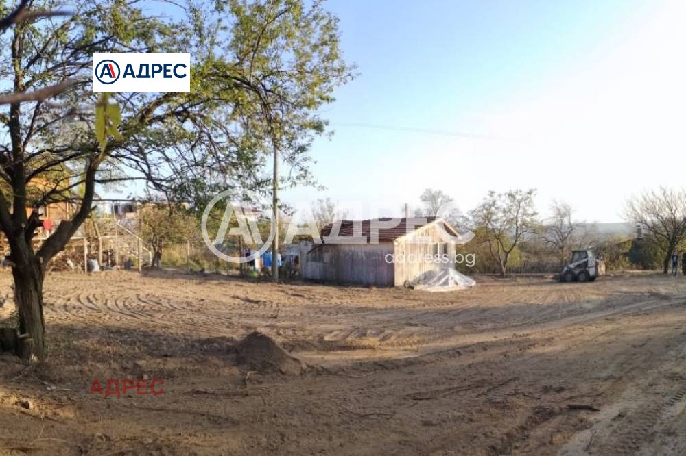 Продава ПАРЦЕЛ, гр. Варна, м-т Боровец - юг