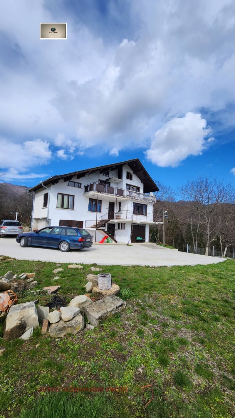 Продава КЪЩА в област Габрово, с. Кръвеник - 180 кв.м / 200 000 € » 391 166.00 лв., ЛОТОС НЕДВИЖИМИ ИМОТИ
