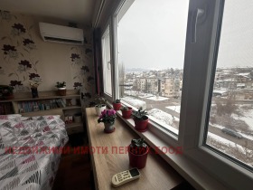 2 slaapkamers Radomir, regio Pernik 8