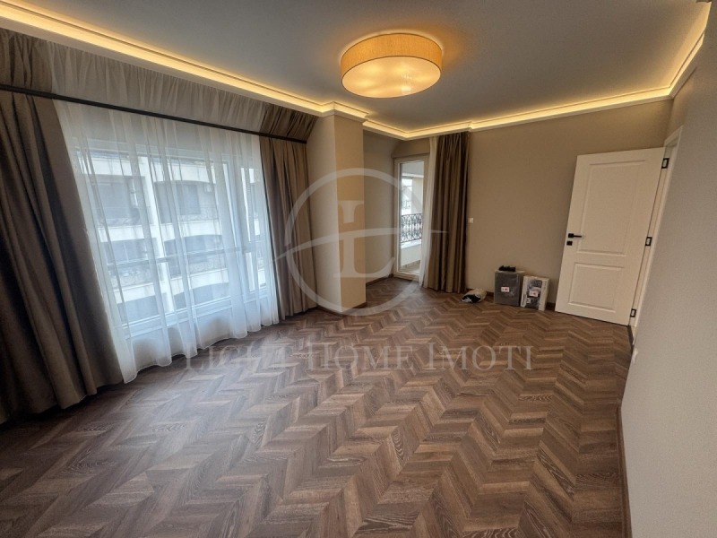 Продава  3-стаен град Пловдив , Христо Смирненски , 148 кв.м | 42237985 - изображение [9]