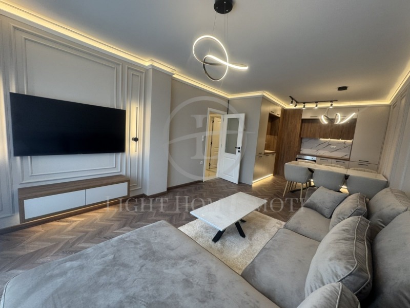 Продава  3-стаен град Пловдив , Христо Смирненски , 148 кв.м | 42237985