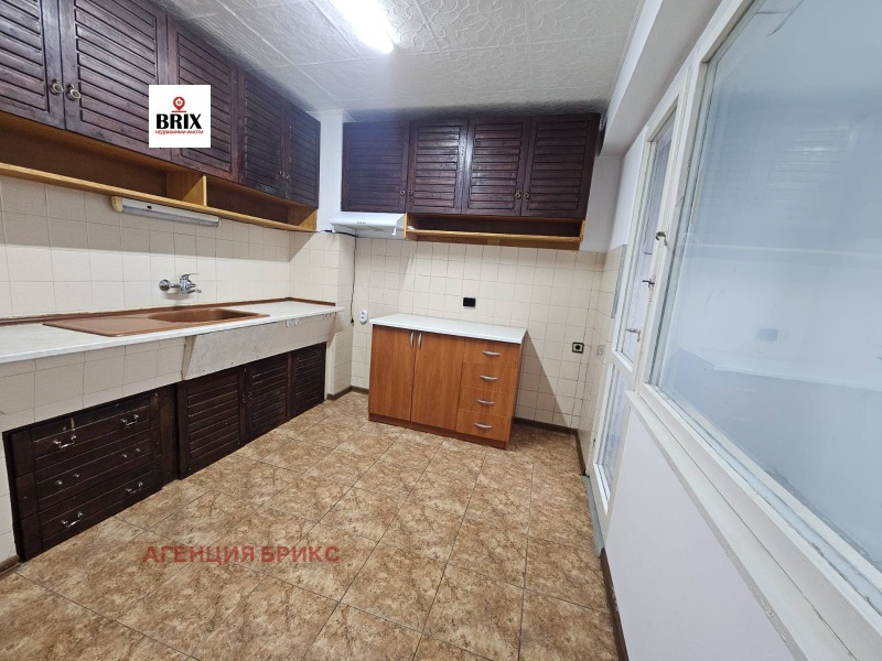 Продава 3-СТАЕН, гр. Русе, Дружба 3, снимка 10 - Апартаменти - 53439358