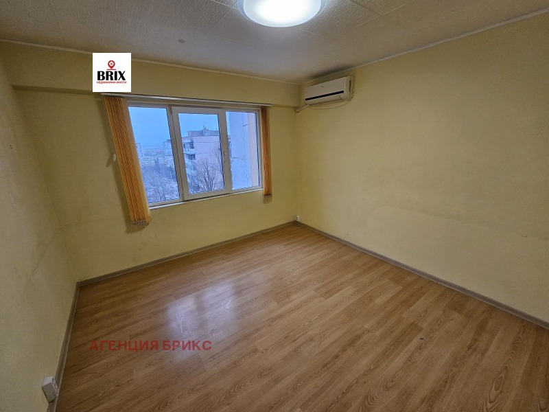 Продава 3-СТАЕН, гр. Русе, Дружба 3, снимка 3 - Апартаменти - 53439358