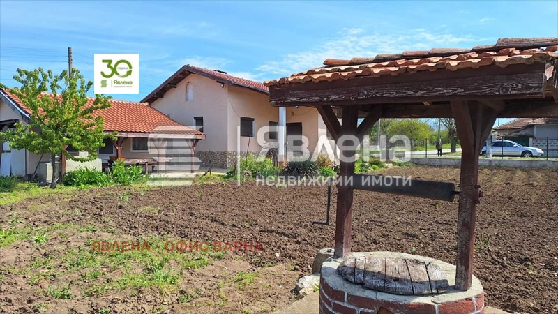 Продава КЪЩА, с. Стожер, област Добрич, снимка 2 - Къщи - 55658609