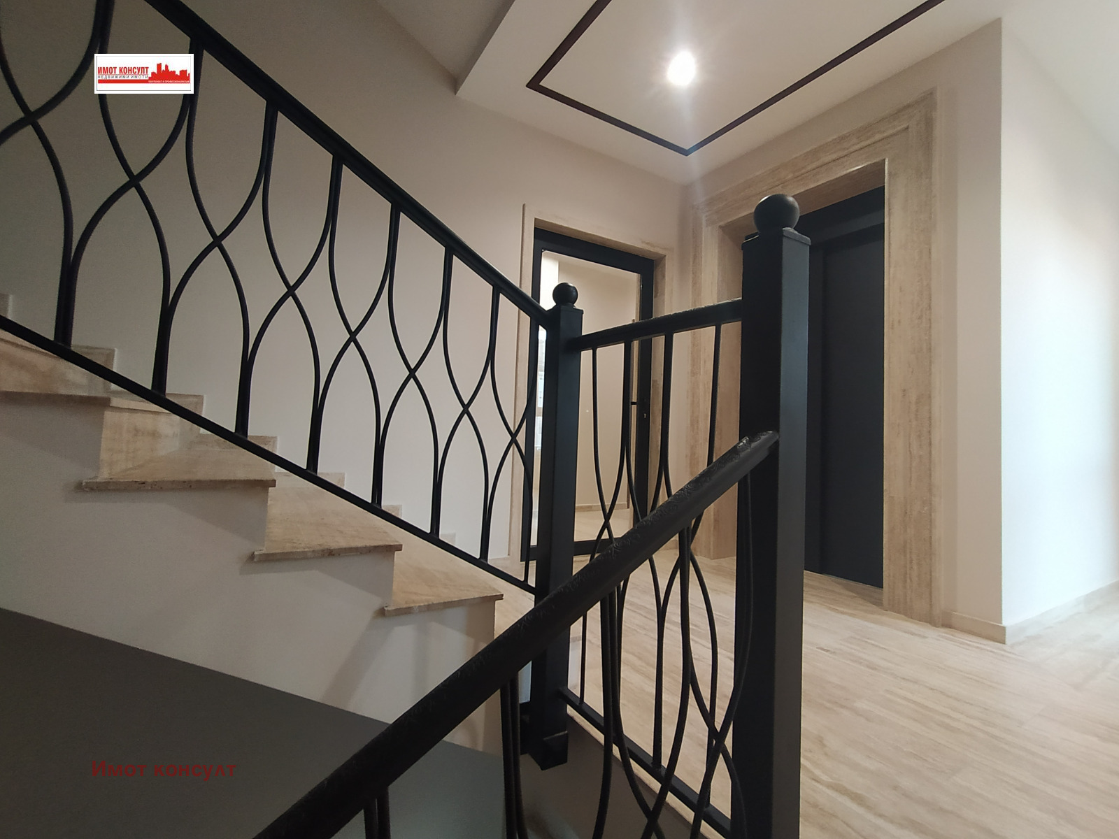 Продава 2-СТАЕН, гр. Пловдив, Христо Смирненски, снимка 2 - Апартаменти - 49529102
