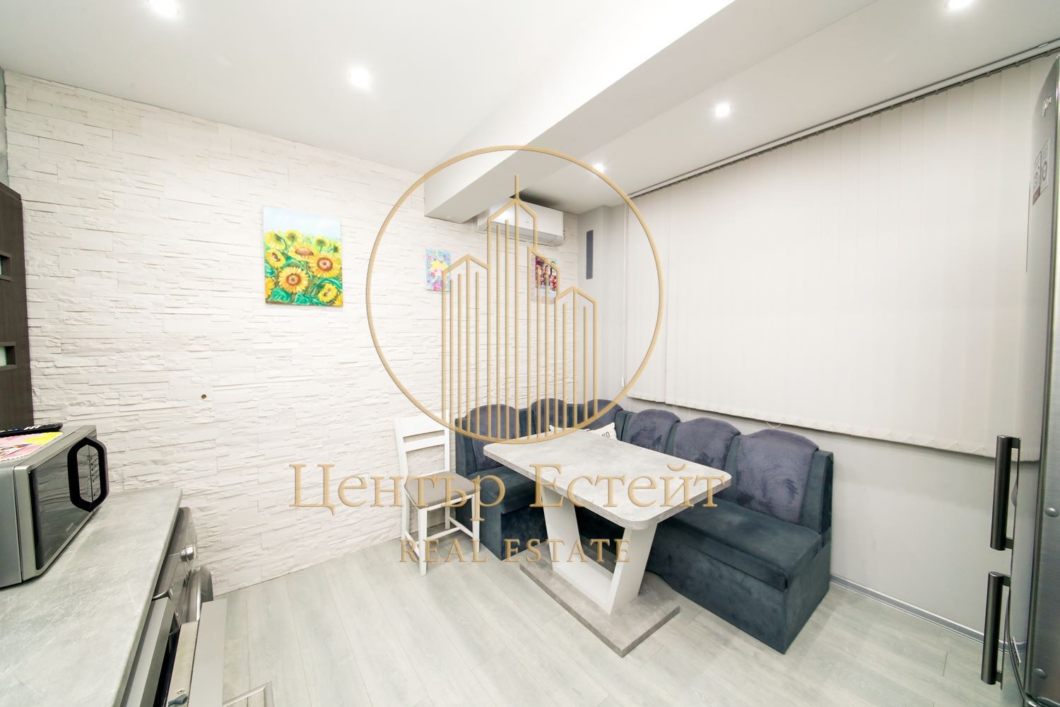 Продава 3-СТАЕН, гр. Плевен, Сторгозия, снимка 3 - Апартаменти - 54380902