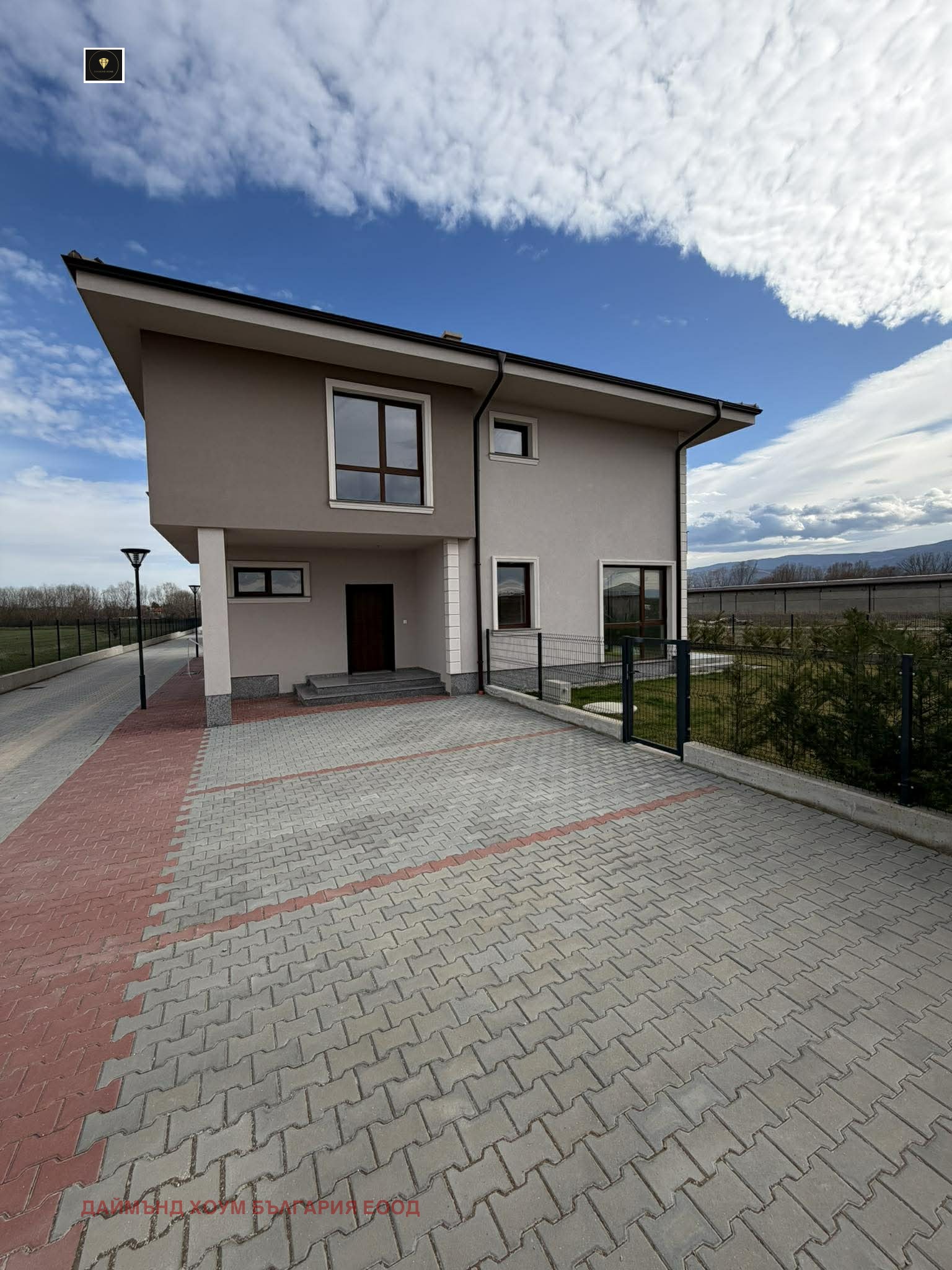 Продава КЪЩА, гр. Пловдив, Прослав, снимка 2 - Къщи - 53614528