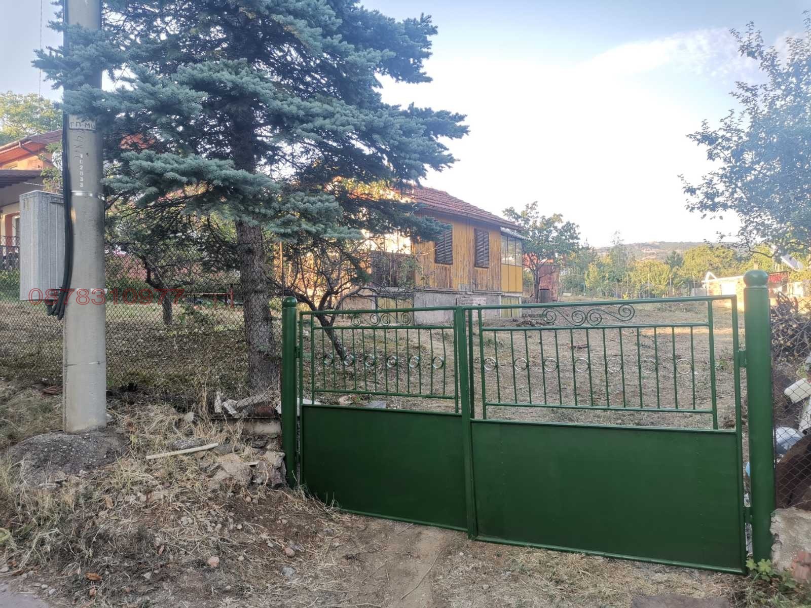 Продава КЪЩА, гр. София, с. Желява, снимка 2 - Къщи - 54482069