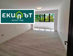Продава 4-стаен град Варна Цветен квартал - [1] 