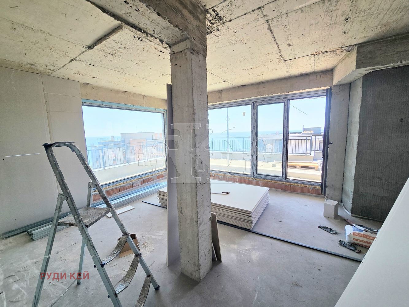 Продава 3-СТАЕН, гр. Варна, к.к. Чайка, снимка 13 - Апартаменти - 56360215