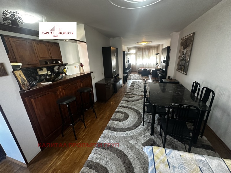 Продава 3-СТАЕН в град Благоевград, Широк център - 105 кв.м / 164 990 € » 322 692.39 лв., КАПИТАЛ ПРОПЪРТИ ГРУП