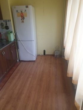 1 quarto Vrabnica 2, Sofia 4