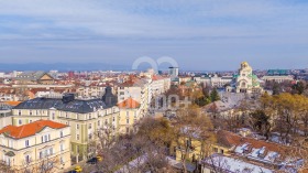 3+ camere da letto Tsentar, Sofia 1