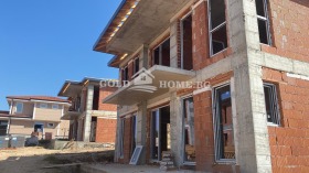 Продажба на имоти в с. Марково, област Пловдив — страница 5 - изображение 1 