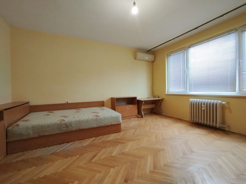 Продава 1-СТАЕН, гр. Русе, Възраждане