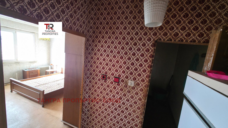 Na prodej  1 ložnice Pernik , Centar , 68 m2 | 21004062 - obraz [12]