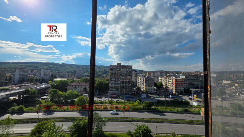 Na prodej  1 ložnice Pernik , Centar , 68 m2 | 21004062 - obraz [16]