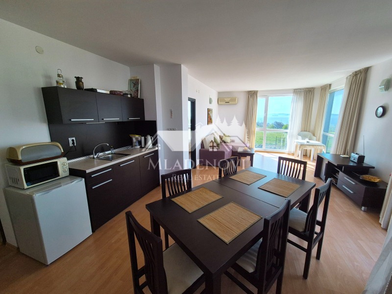 Til salg  2 soveværelser Burgas , Sarafovo , 89 kvm | 14245760 - billede [3]