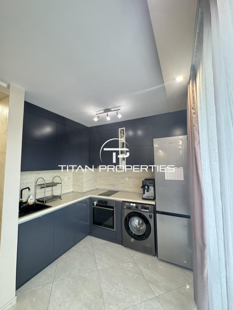 In vendita  2 camere da letto Plovdiv , Hristo Smirnenski , 90 mq | 59762894