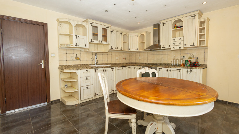 Продава  Къща град София , гр. Банкя , 191 кв.м | 56781781 - изображение [2]