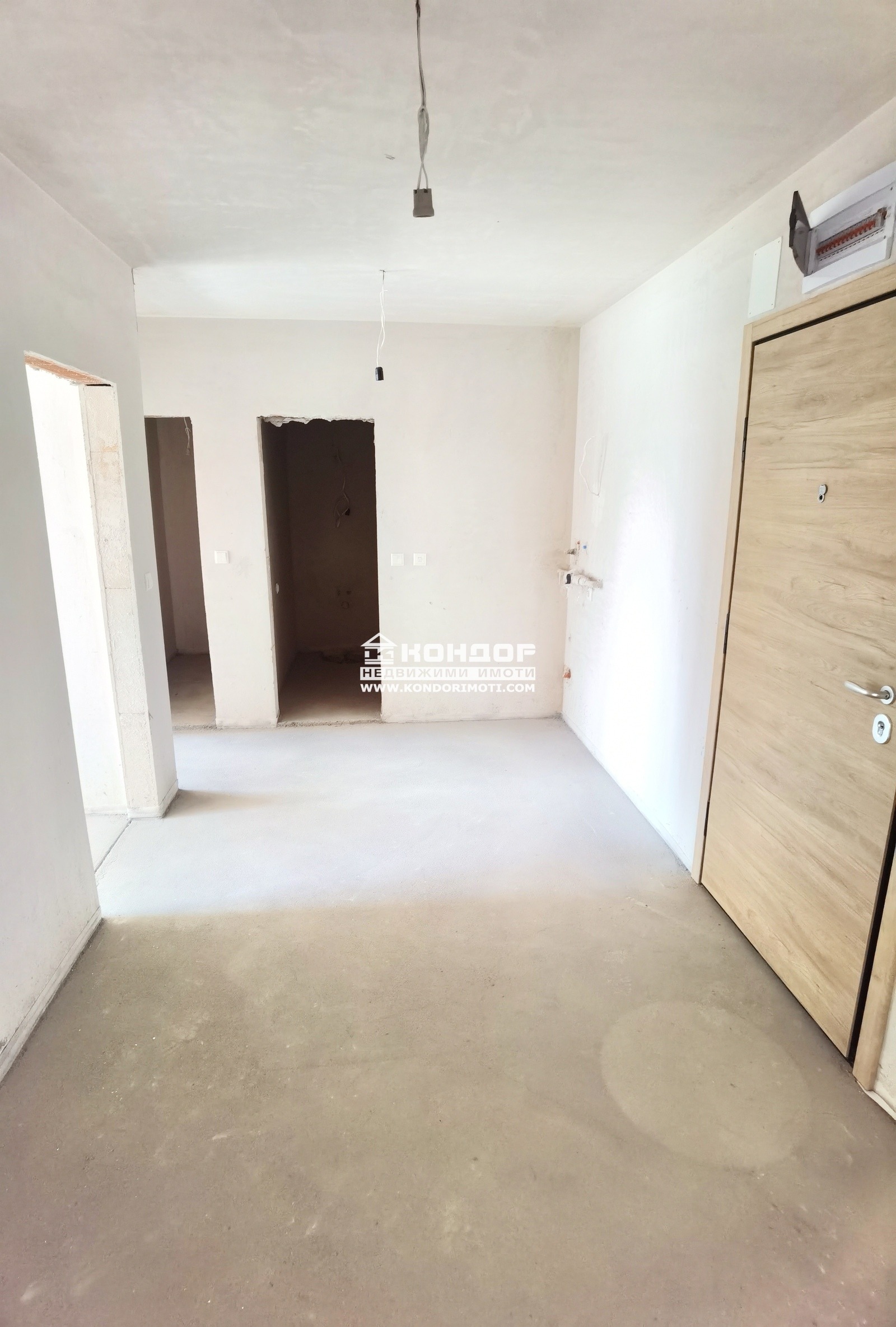 Продава 2-СТАЕН, гр. Пловдив, Въстанически, снимка 2 - Апартаменти - 49954007