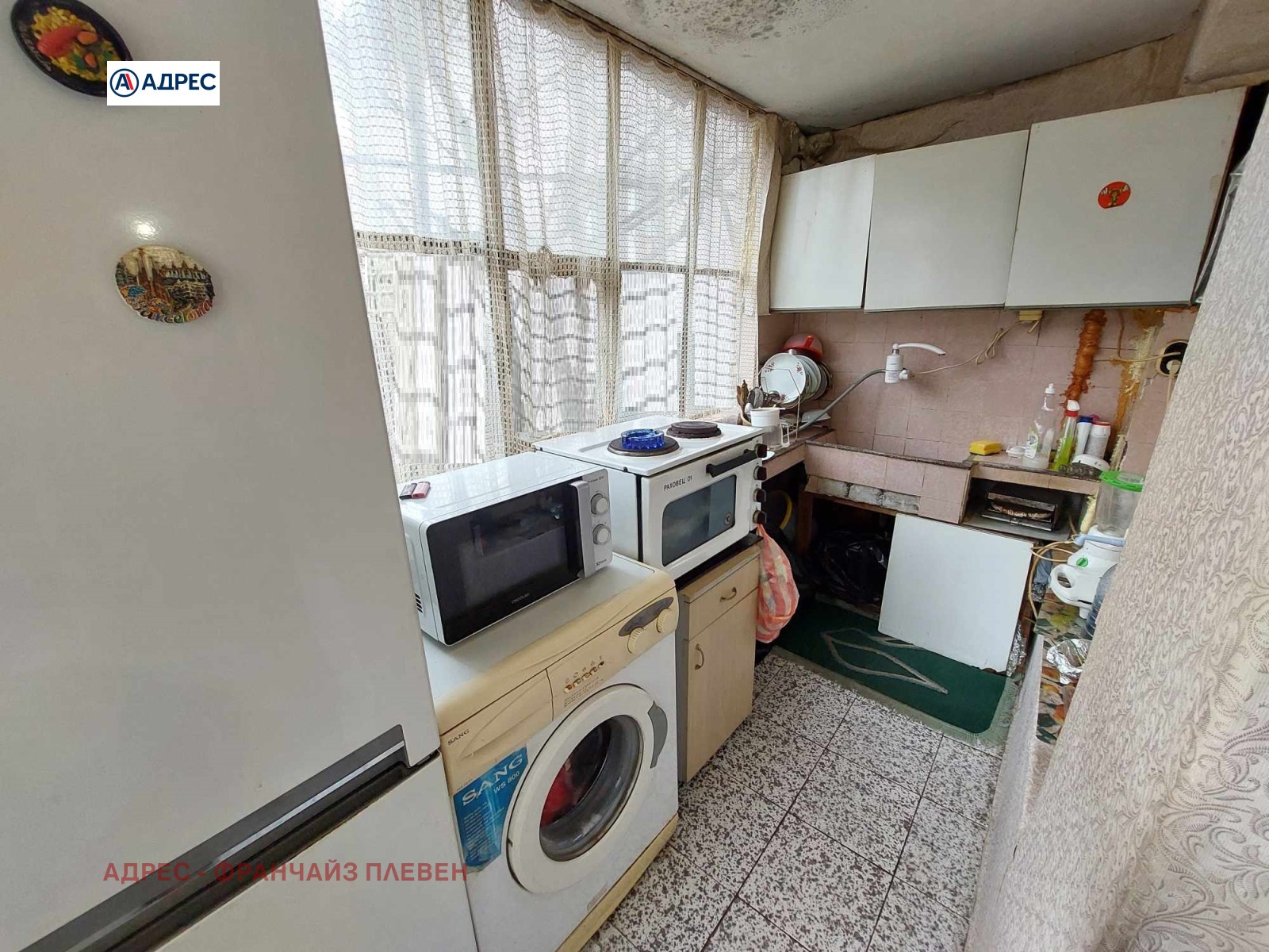 Продава ЕТАЖ ОТ КЪЩА, гр. Плевен, Широк център, снимка 10 - Етаж от къща - 54466016