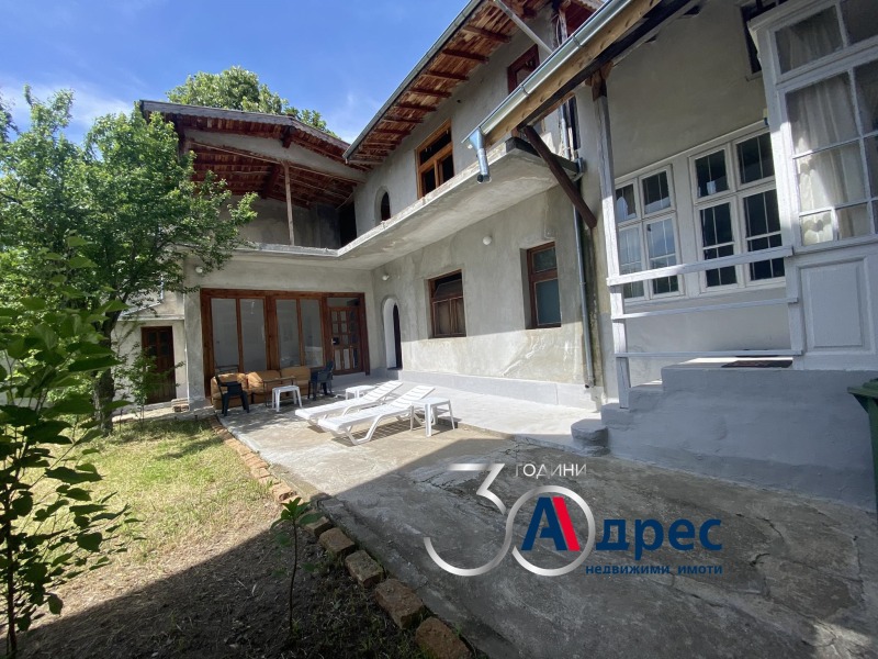 Продава КЪЩА в област Шумен, гр. Велики Преслав - 213 кв.м / 102 258.38 € » 200 000 лв., АДРЕС НЕДВИЖИМИ ИМОТИ - КАНТОРА ШУМЕН