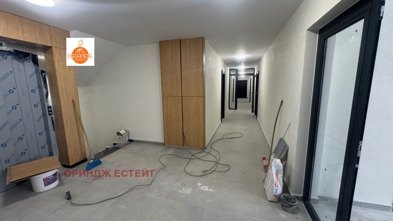 Na prodej  1 ložnice Sofia , Malinova dolina , 132 m2 | 83197531 - obraz [3]