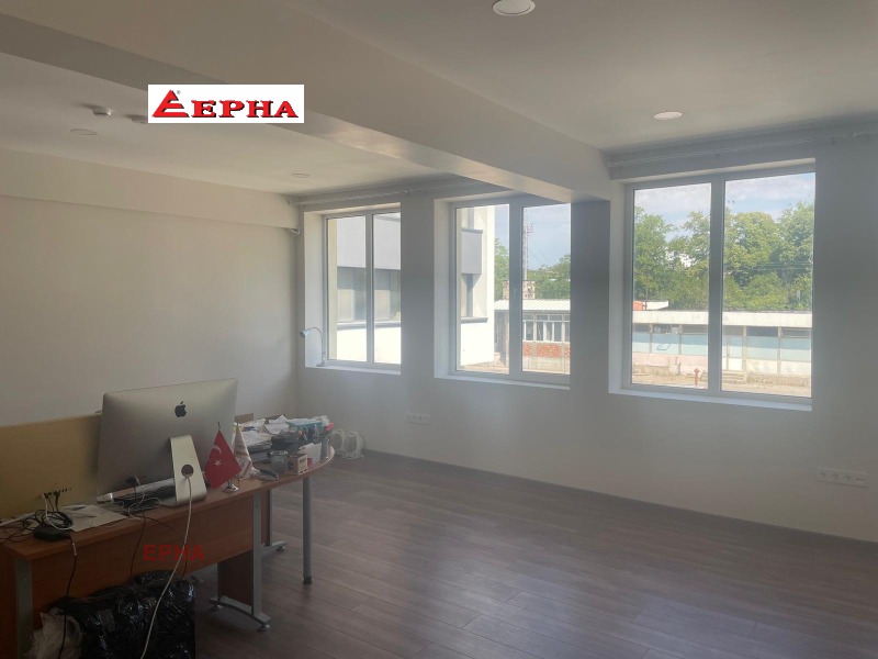 Продава  Пром. помещение град Хасково , Промишлена зона - Изток , 744 кв.м | 60269693 - изображение [5]
