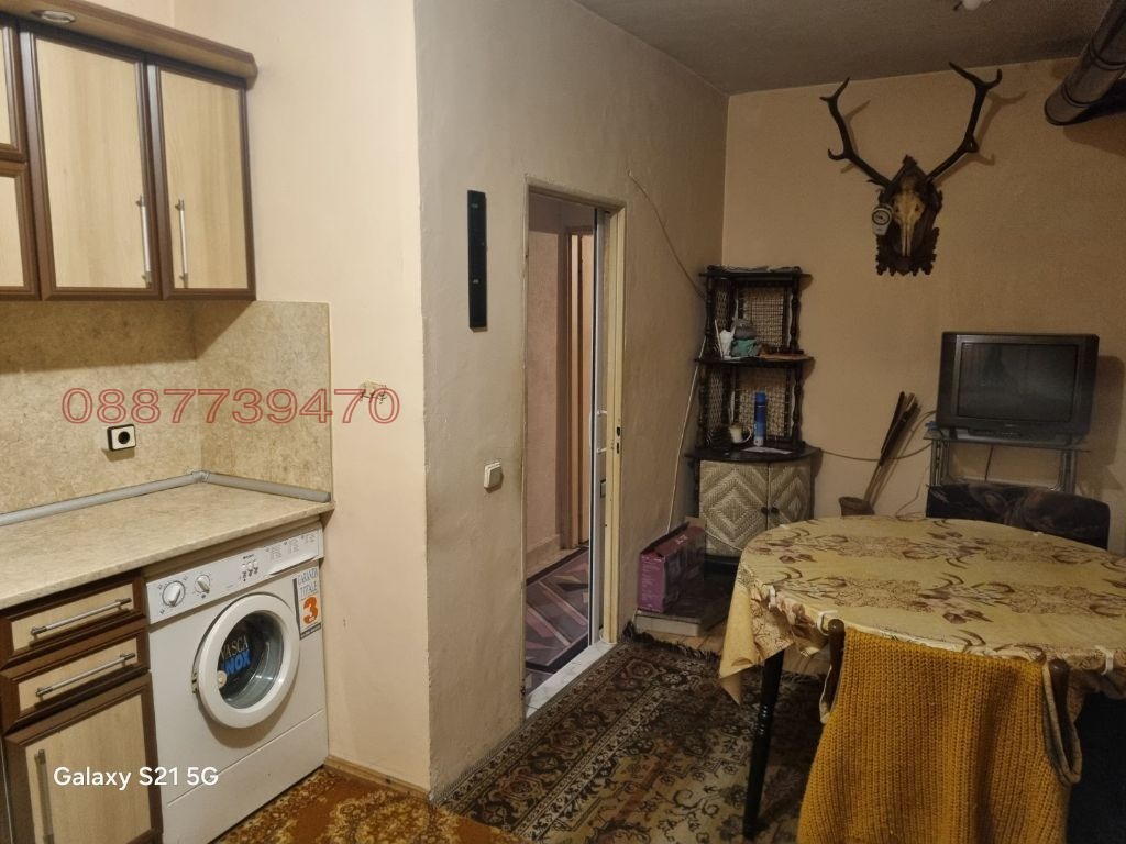 Продава 2-СТАЕН, гр. Исперих, област Разград, снимка 6 - Апартаменти - 54271164