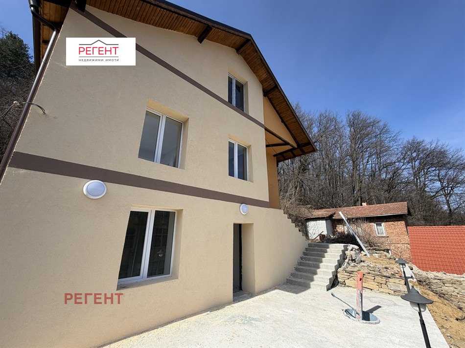 Продава КЪЩА, гр. Габрово, Център