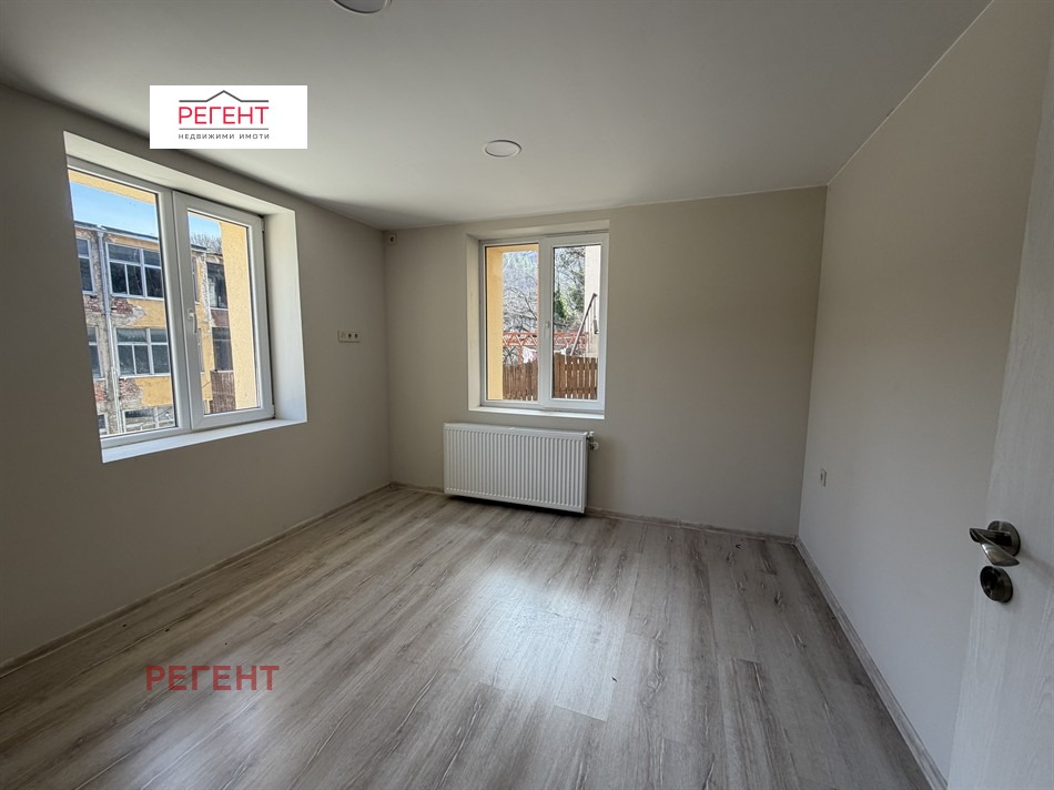 Продава КЪЩА, гр. Габрово, Център, снимка 3 - Къщи - 53856180