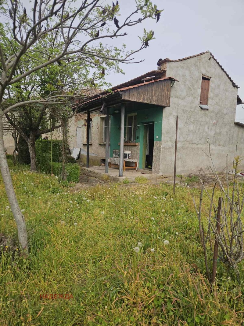 Продава КЪЩА в област Плевен, с. Подем - 81 кв.м / 52 000 € » 101 703.16 лв., НАДЕЖДА