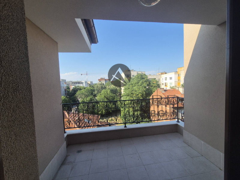 Te koop  1 slaapkamer Plovdiv , Kjutsjuk Parizj , 125 m² | 16023748 - afbeelding [7]