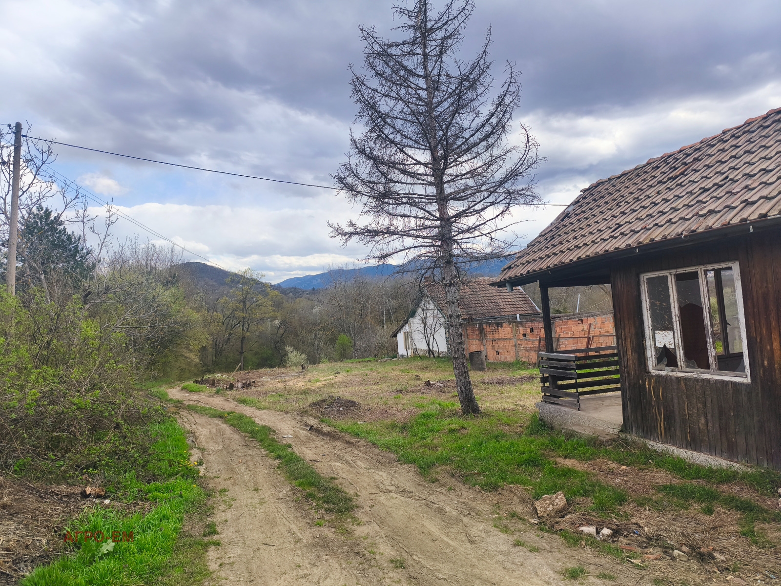 Продава ВИЛА, гр. Враца, Студентски град, снимка 2 - Вили - 54167367