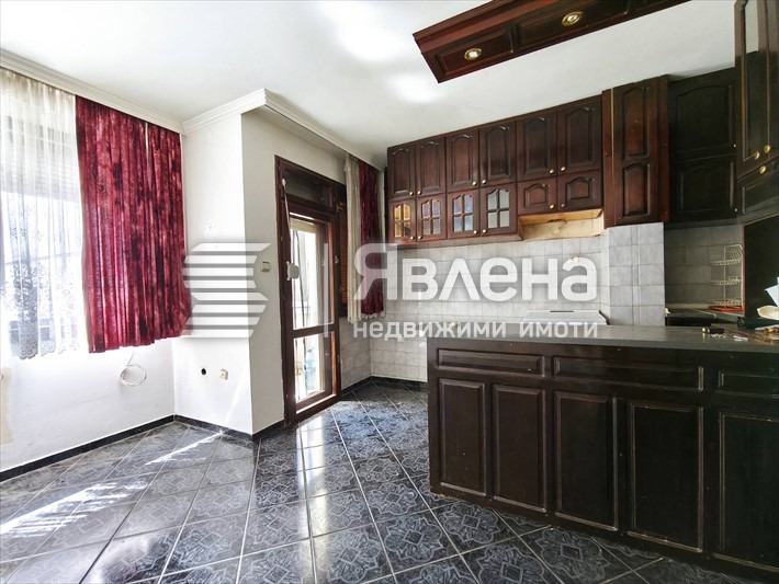 Продава 3-СТАЕН, гр. Пловдив, Център, снимка 2 - Апартаменти - 53979840