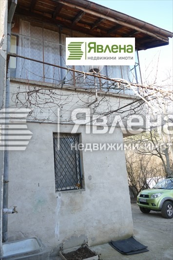 Продава КЪЩА, с. Извор, област София област, снимка 6 - Къщи - 49380494