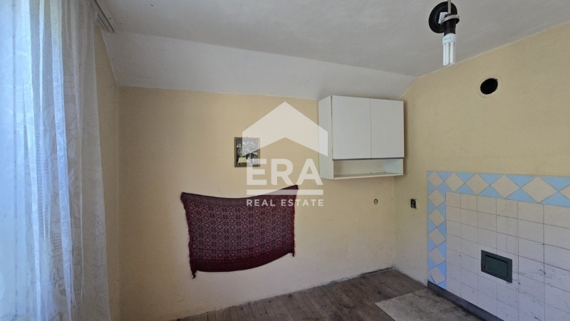 Продава КЪЩА, гр. Трън, област Перник, снимка 5 - Къщи - 55986567