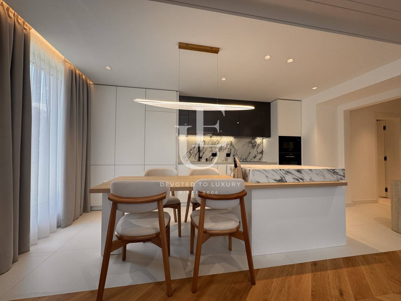 Продава 3-СТАЕН, гр. София, Кръстова вада, снимка 2 - Апартаменти - 54217628