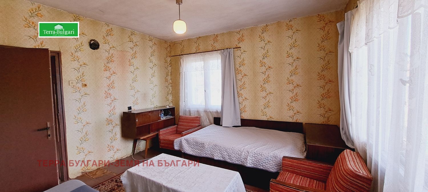 Продава КЪЩА, гр. Перник, Могиличе, снимка 2 - Къщи - 53953714