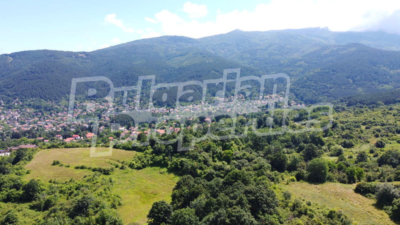 Продава ПАРЦЕЛ в област Перник, с. Рударци - 12955 кв.м / 479 335 € » 937 497.77 лв., БЪЛГЕРИАН ПРОПЕРТИС