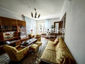 3+ bedroom Idealen tsentar, Blagoevgrad 1