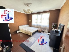 House Smyadovo, region Shumen 6